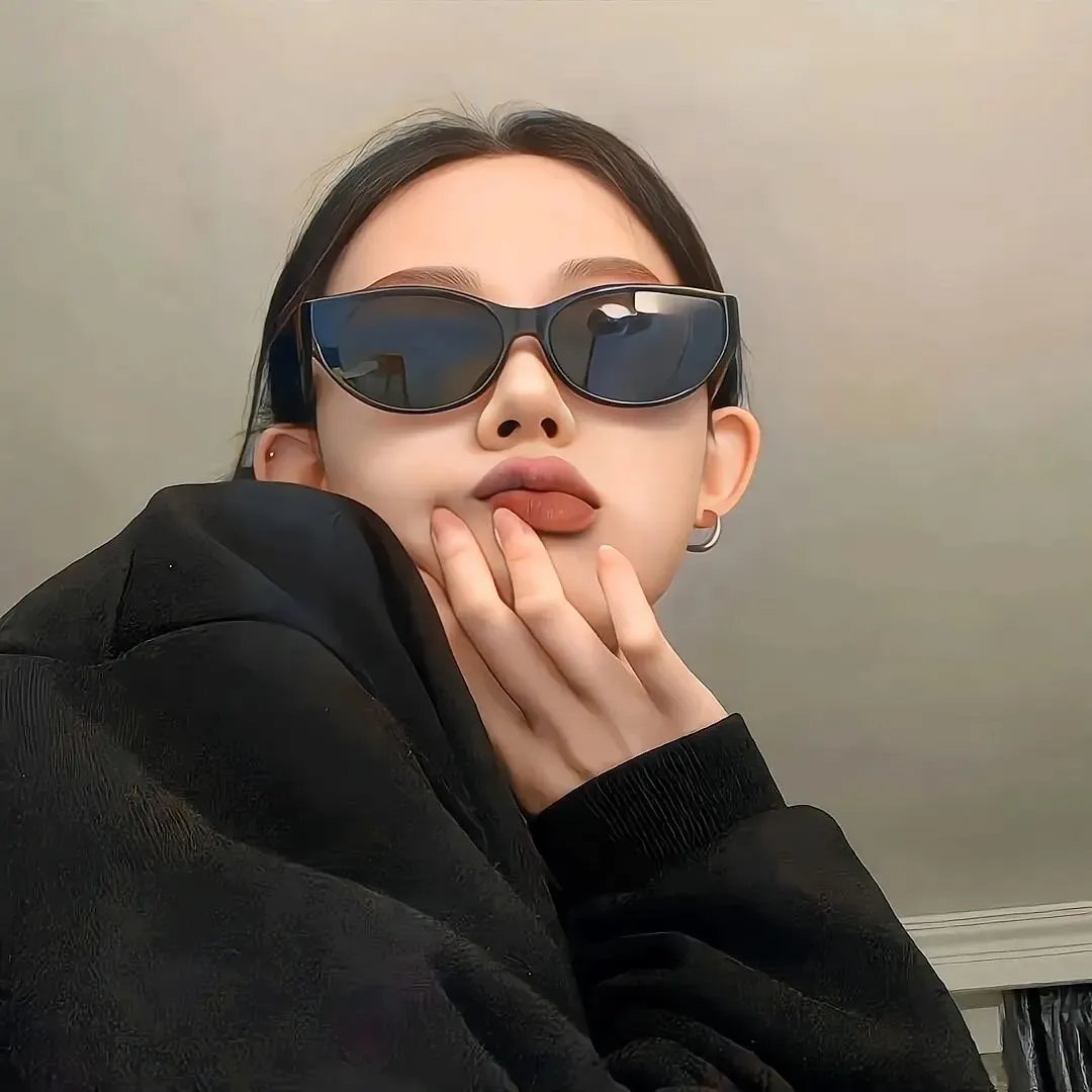 对不起,我磕到你了